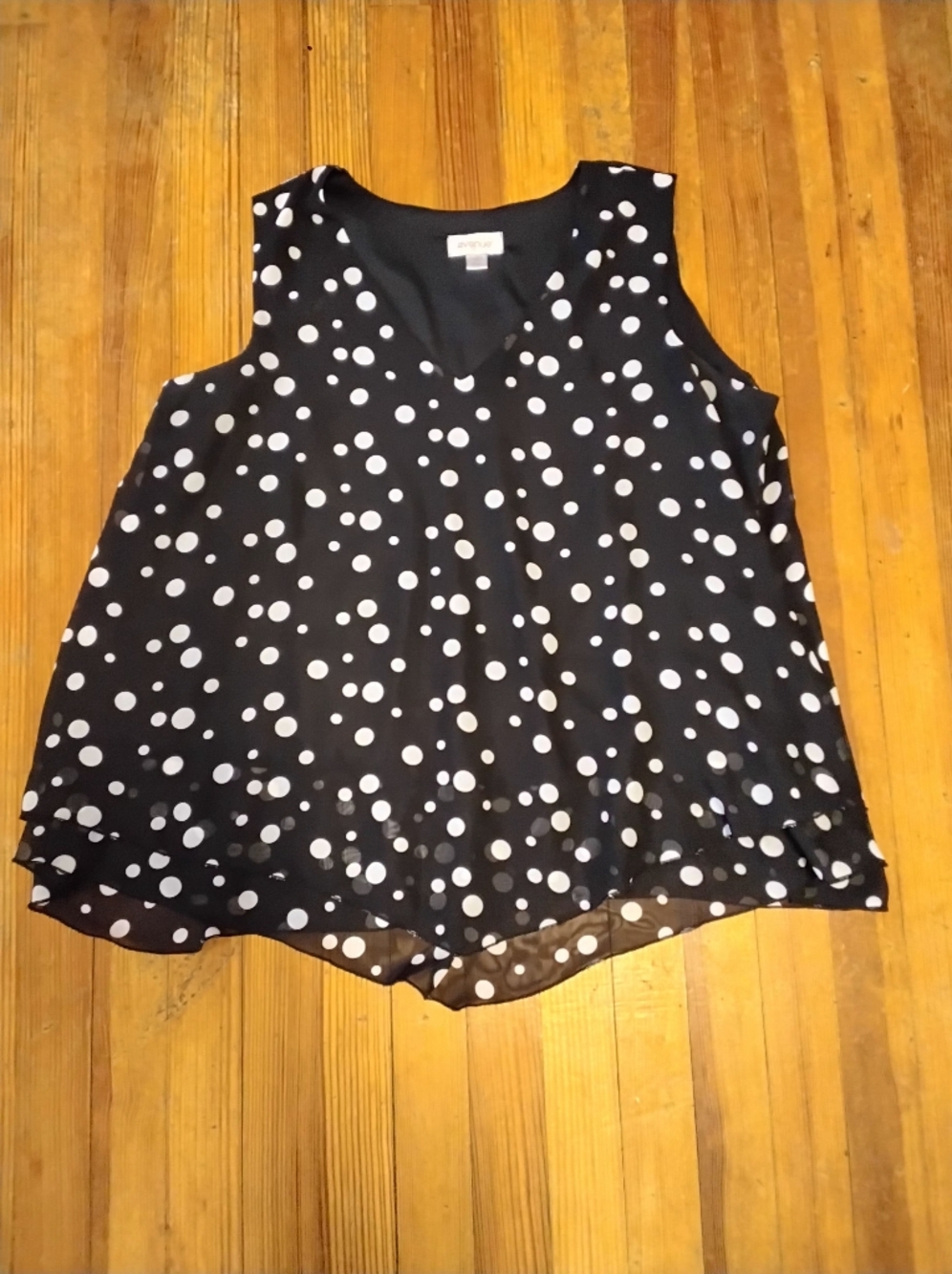 Avenue Black and White Polka Dot V-Neck Camisole